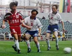 何炅生日惊,杜海涛送伞,共祝美好时,金年会官方入口,金年会入口,金年会共享联赛,金年会官方网站,金年会官方网站